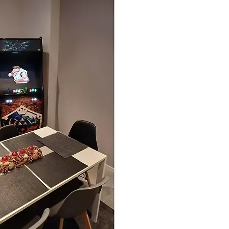 Entire House With Arcade Machine In A Private Backyard, 3 Bedrooms, 1 Bathroom, 1 Leaving With Convertible Sofa And Open Kitchen Mulhouse